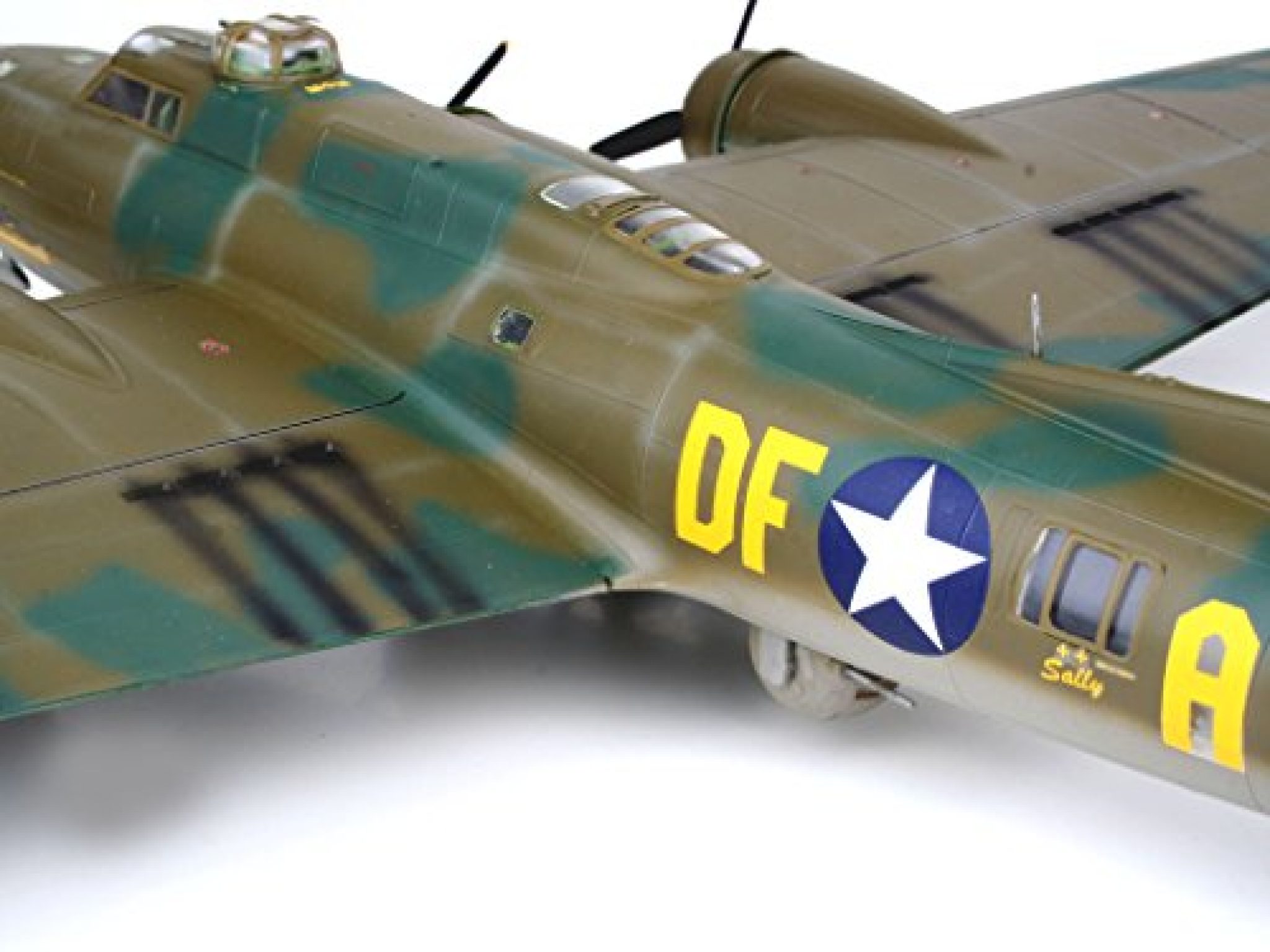 revell b 17 model